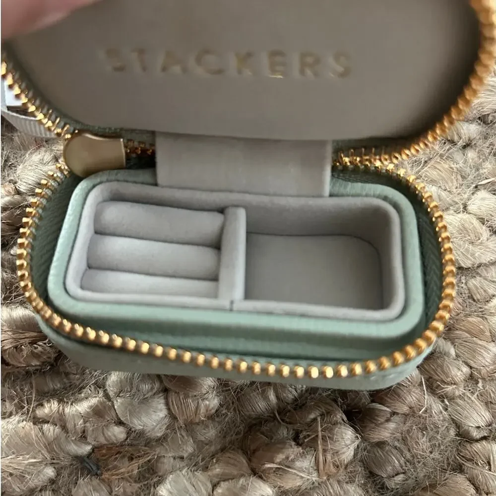 Stackers Mini Travel Jewelry Case Sage Green Zip Organizer NWT Compact